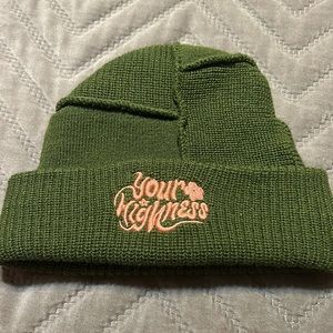 Everest green beanie “ your highness”🫣☺️